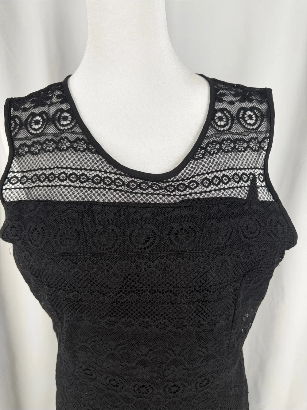 NY Collection Black Lace Midi Dress — Sleeveless Fit-and-Flare